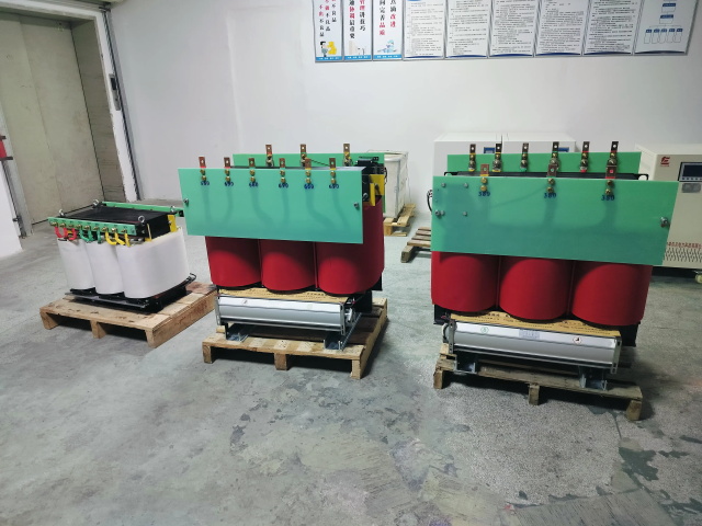共青城KS11-1000KVA矿用变压器